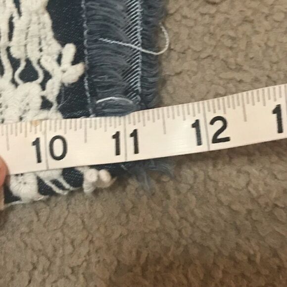 Crave Fame Almost Famous Jean Shorts Size 11 - Picture 15 of 16